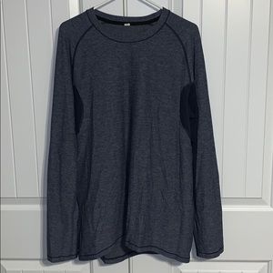 Lululemon Men’s Long Sleeve athletic shirt